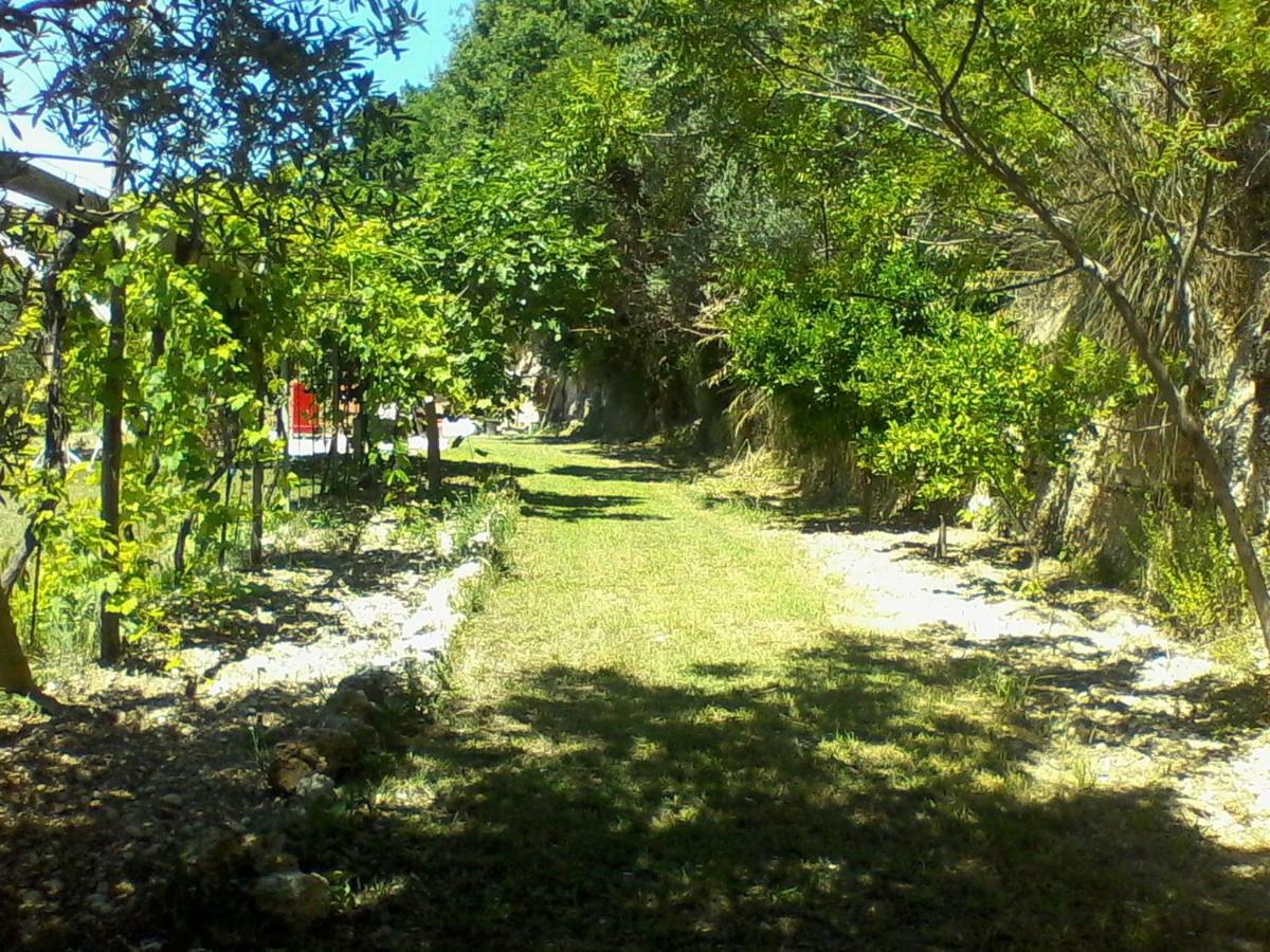The Country Path B&B Toffia المظهر الخارجي الصورة
